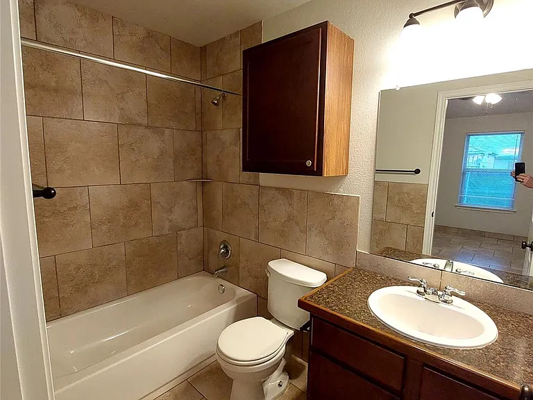 2505 S Oak Ln #A — Photo 7