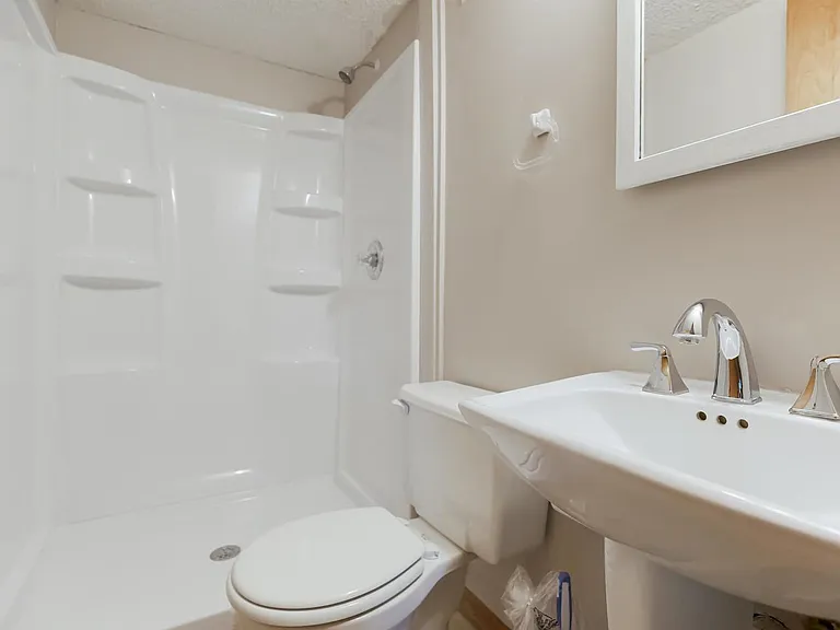 14718 S Navaho Dr — Photo 16