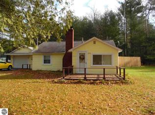 241 Maple Ave, East Tawas, MI 48730