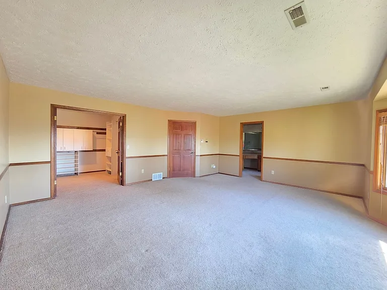 7706 E Woodview Dr — Photo 20