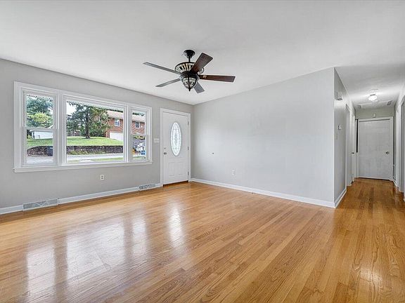 2nd image of 723 Pitt Ave
