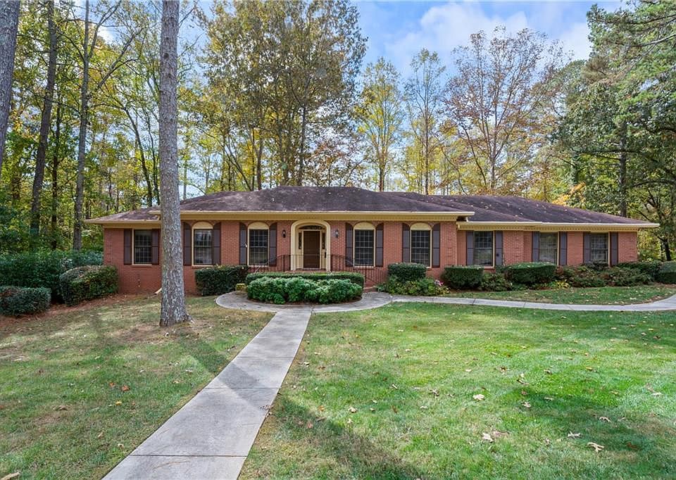 1st image of 3007 Moorings Pkwy