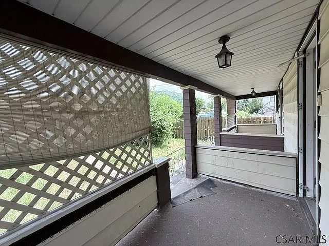 539 Ash St — Photo 28