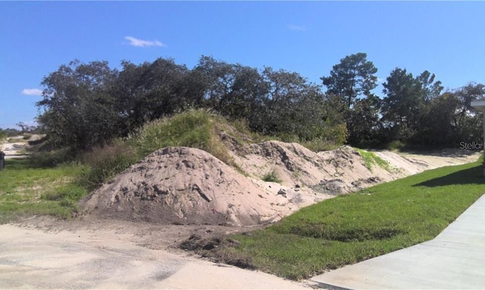 1st image of 2024 Lily Pl