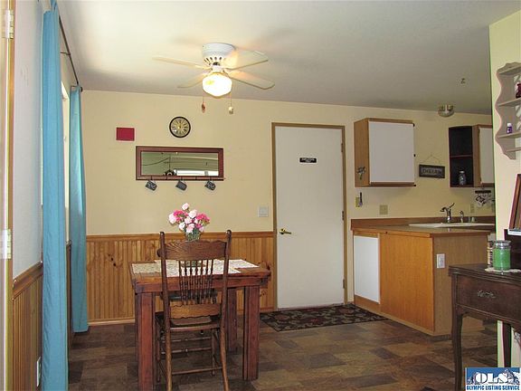 4th image of 929 W 17th St
