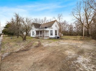 409 N Main Ave, Lincoln, AR 72744