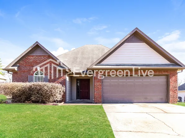 513 Camden Cove Cir, Calera, AL 35040