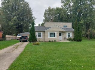 26624 Lanse Creuse St, Harrison Township, MI