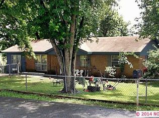 19097 E Turk St, Tahlequah, OK 74464