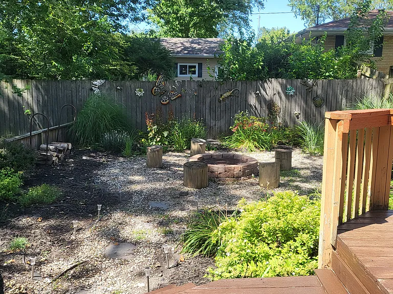 4072 Laukus Ln — Photo 19