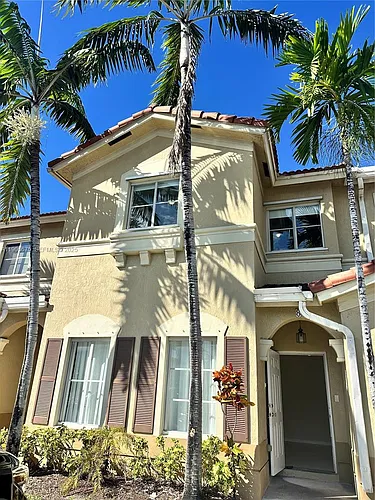 8258 NW 108th Pl Photo 1