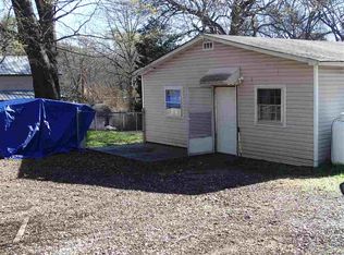 120 Saluda St, Cowpens, SC 29330