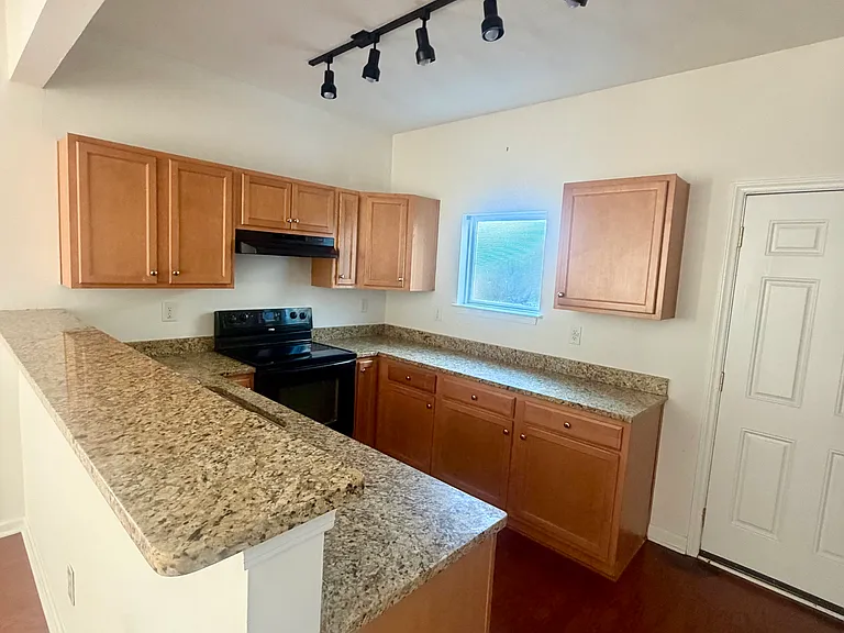 1203 N Caldwell St #1203 — Photo 5