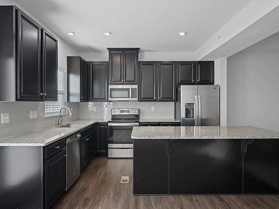 Plaza Townhomes