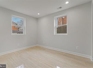 2005 N Glebe Rd, Arlington, VA 22207