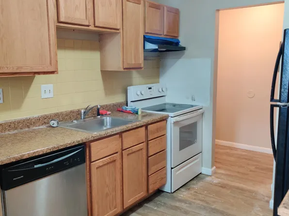 728 Gordon Smith Blvd #4, Hamilton, OH 45013