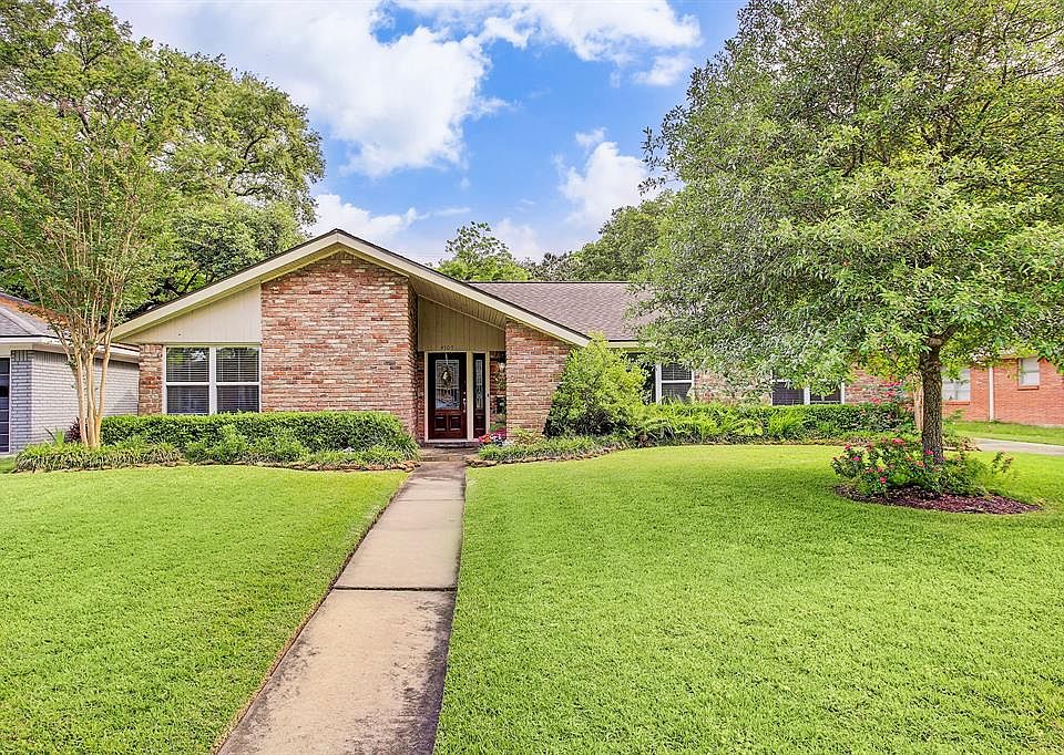 1st image of 4509 Creekbend Dr