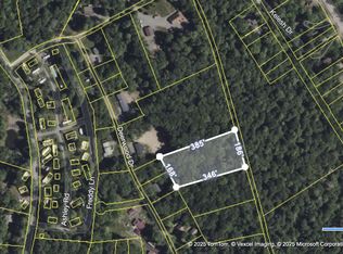 51 Sec Dr W, Greentown, PA 18426