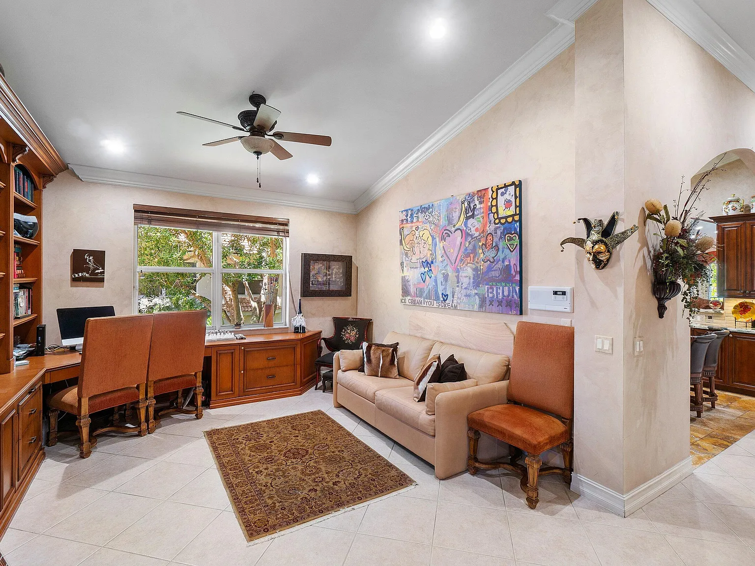 3 bed, 2.5 bath, 2709 sqft, $17,000 — Photo 4
