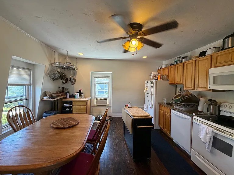 149 Highland Ave — Photo 8