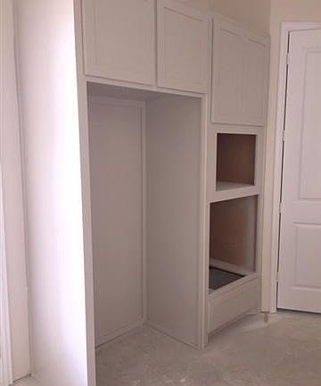 3rd image of 4713 Crimson Bluffs Way