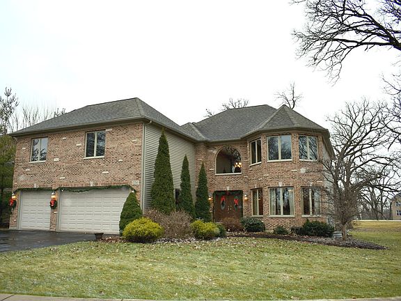 Exterior front with no snow!