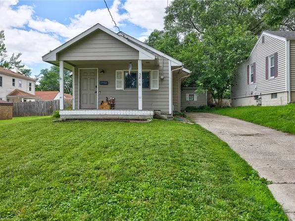3810 52nd St, Des Moines, IA 50310