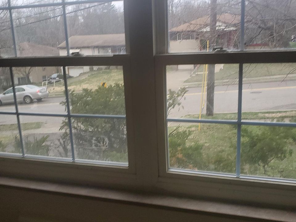1st image of 2746 Lafeuille Ave