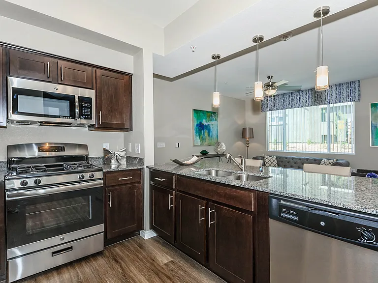 B2 1175 SQFT 2 Bed 2 Bath
