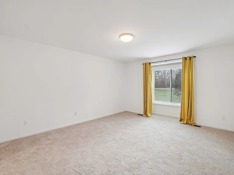2799 Lochmoor Blvd — Photo 25
