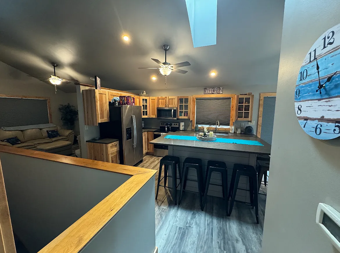 3 bed, 1300 sqft, $2,495 — Photo 1