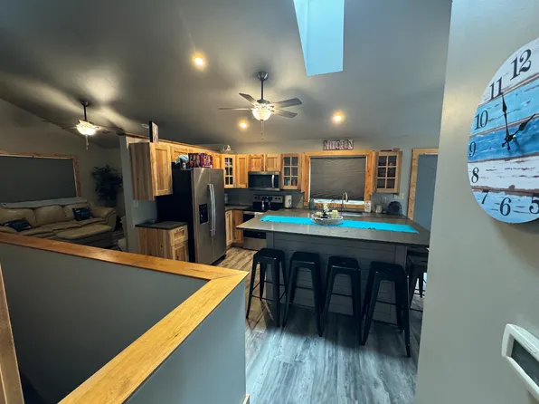 8A95 Hamilton Dr, Apple River, IL 61001