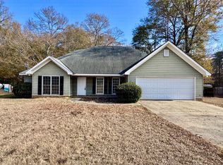 263 Owens Rd, Fort Mitchell, AL 36856