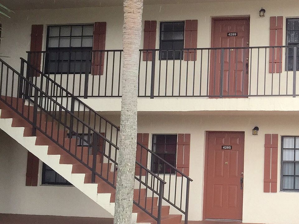 1st image of 4299 Oak Terrace Dr