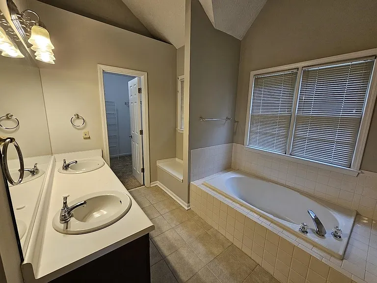 700 Cirrus Ct — Photo 25