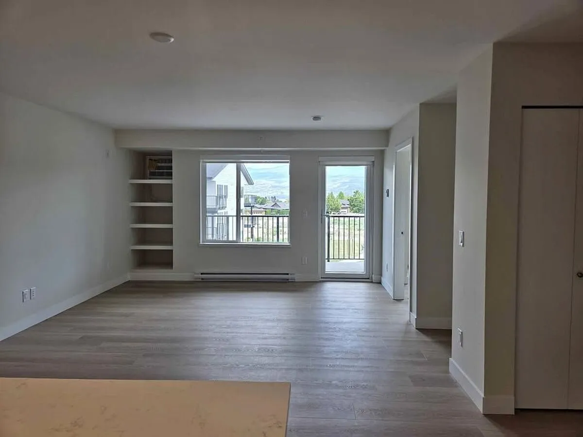1 bed, 808 sqft, $1,800 — Photo 2