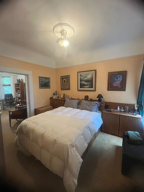 1st image of 271 Eureka St
