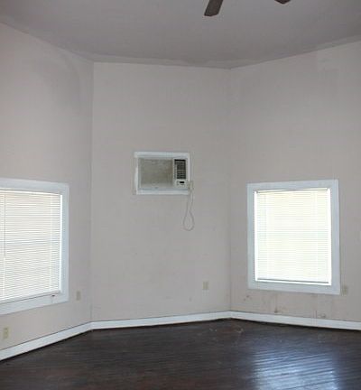 2nd image of 302 Magnolia Ave