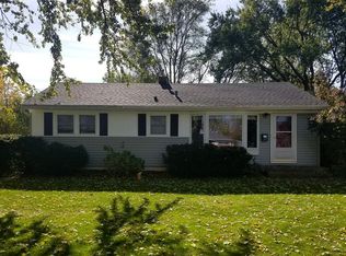 717 Belshire Dr, Hartland, WI 53029
