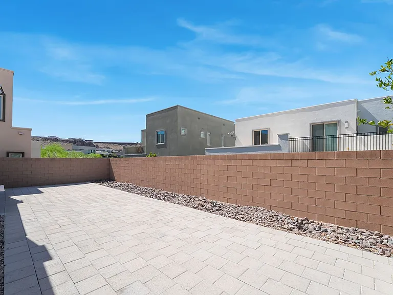 813 Horizon Canyon Dr — Photo 48