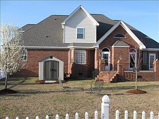 2nd image of 300 Pointe Dr