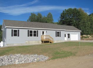 15 Welchville Commons Dr, Oxford, ME 04270