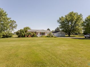 13830 Defiance Pike, Rudolph, OH 43462