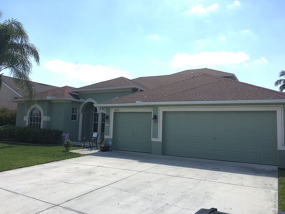2nd image of 14586 Calusa Palms Dr