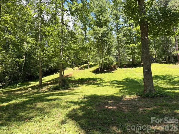 99999 Sunnybrook Dr #10-R, Asheville, NC 28805