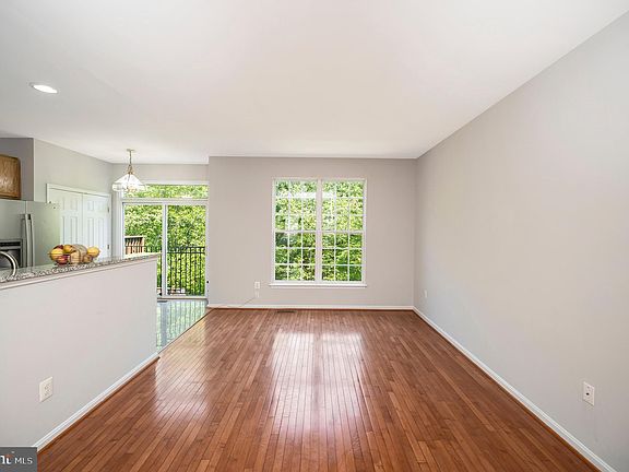 5th image of 15680 Mendoza Ln