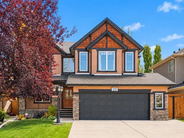 31 N Chapala Close SE, Calgary, AB T2X 3T1