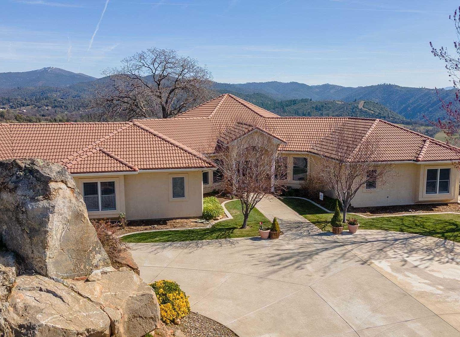 17555 Saddle Dr Tuolumne Ca 95379 Zillow
