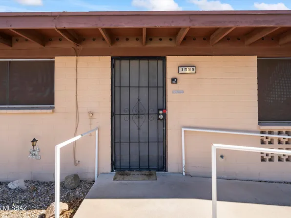 1533 W Roger Rd, Tucson, AZ 85705