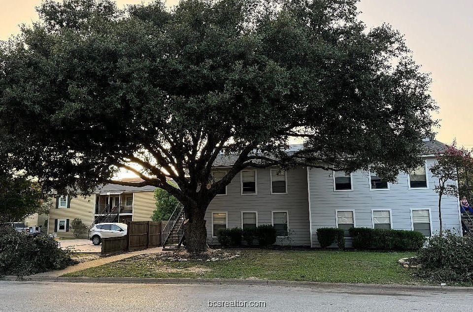 1st image of 401 Manuel Dr #A-d